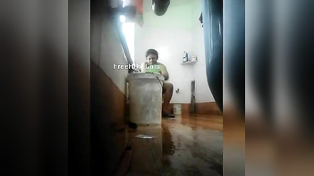 Fuck - Innocent Desi Bitch Gets Pounded and Washes Her Filthy XXX Body.