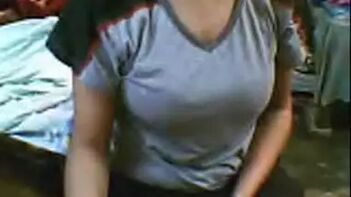 Slutty Housewife from Delhi Gets Pounded Hard and Creamed On.