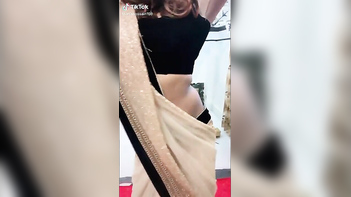 Indian Cutie's Wild TikTok XXX - Screaming, Squirting, and Cumming Hard!