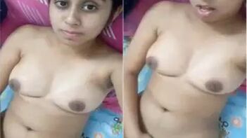 Desi Bitch Flashes Tits and Furiously Rubs Her Wet Pussy.