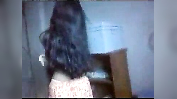 Wild Hyderabad Babe Gets Fucked Hard in Leaked MMS Video