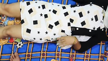 Indian Desi Girlfriend Gets Wild With Boyfriend On Hidden Cam