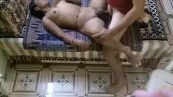 Indian Bhabhi Get Pounded Hard by Horny Neighbor in 4 Steamy Clips!