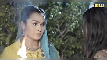 Desi Aunty Gets Pounded Hard by Her Skilled XXX Boyfriend in Steamy Session.