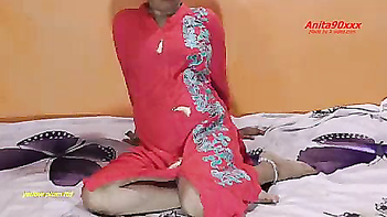 Nainital's Sexy Aunty Fucked Hard by Husband's Boss in Steamy Encounter