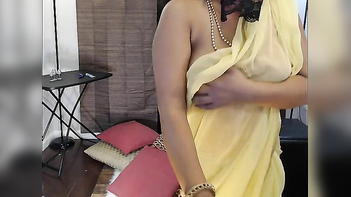 Desi Bitch Flashes Huge XXX Tits and Spreads Her Bald Pussy Wide.