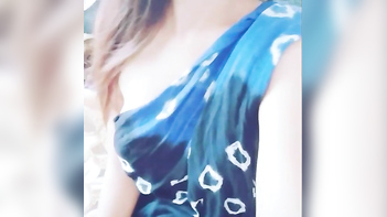 Desi Bhabi Flashing Her Tits Live, Making My Cock Throbbing Hard