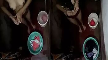 Hot Desi Housewife Caught Naked and Soaping Up in the Bathroom.