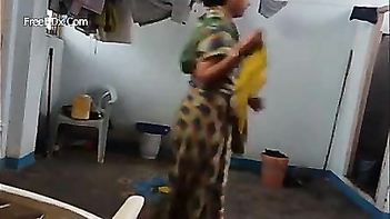 Indian MILF Caught Fucking and Sucking Tenant's Big Dick on Hidden Cam.