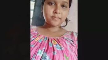 Desi Slut Plays with Her Tits and Cunt Like a Fucking Whore.