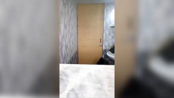 This Desi Bhabi Get Soaking Wet and Wild in Her Steamy Nude Bath Video!