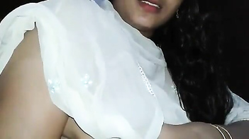 Indian Temptress Craves Hot XXX Action and Gets Pounded Hard on Webcam.