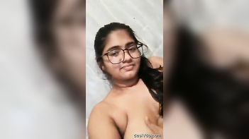 Super Cute Big-Titted Sri Lankan Chick Gets Pussy Pounded Hard in Leaked Vid