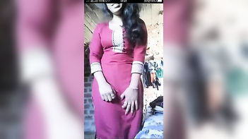 Village Girl's Wild Live Show - Sucking and Fucking on Camera!