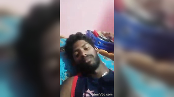 Busty Bhabhi Gets Her Tits Sucked Hard in Steamy Dewar Romance Clips.