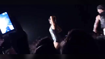 Slutty Babe's Wild Bikini Dance - Dirty Moves and Juicy Jiggles Unleashed!