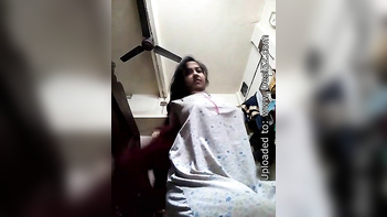 Desi Slut Flashes Her Juicy Tits and Begs for Cock.