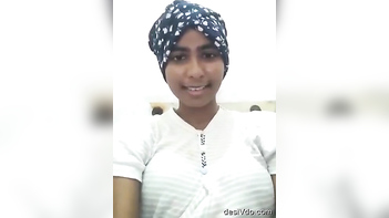 Sri Lankan Hottie's Leaked New and Old Videos Will Make You Cum Hard.