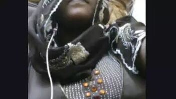 My Hijabi Wife's Big Pussy Hard Until She Screams and Creams