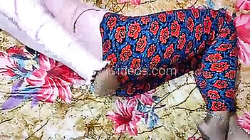 Hot Daughter Gets Pounded Hard in Leaked Desi MMS Scandal.