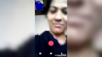 Busty Desi Babe Flaunts Her Natural Tits on Live Video Call.