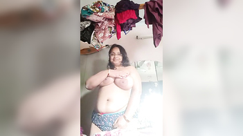 Busty Desi Housewife Stripping Topless On Cam