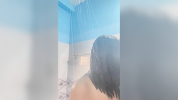 Oasi Das Get Wet and Wild in This Nude Bathing Video Leak!