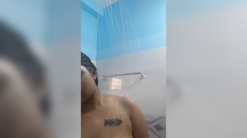 Oasi Das Get Wet and Wild in This Nude Bathing Video Leak!