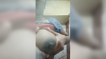 Bhabi Squirts Everywhere, Screaming and Cumming Hard.