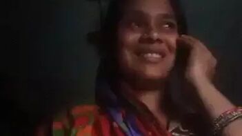 Filthy Bhabi Talks on Phone, Strips, and Fingers Herself in Leaked MMS Video.