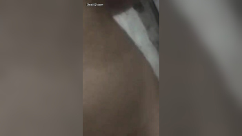 Paki Slut Spreads and Fucks Her Wet Pussy on Camera.