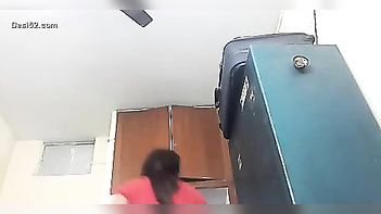 Desi Bhabi Switching From White to Black Bra, Damn That Pussy’s Tight