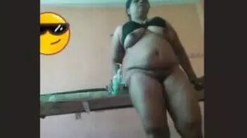 Indian Milf Fucking Lankan Spa Boy - Watch Her Suck and Ride Cock.