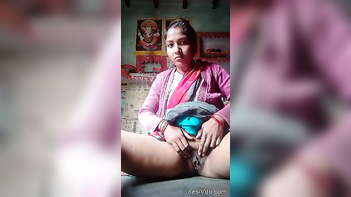 Bhabhi's Tight Pussy Hard, Moaning Loudly - Indian Porn Tube Video.