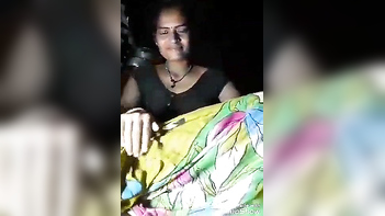Dehathi Maid Flashing Tits in Raunchy Desivdo Indian Porn Clip