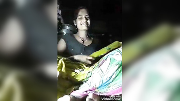 Dehathi Maid Flashing Tits in Raunchy Desivdo Indian Porn Clip