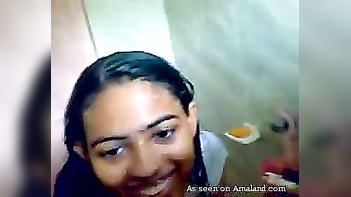 This Horny Indian Amateur Babe Get Pounded Hard by Her Boyfriend!