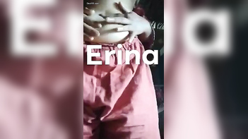 Hot Desi Babe Furiously Fingers Her Wet Pussy in This Indian Porn Tube Video.