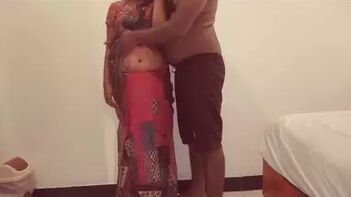 Hot Housewife Gets Pounded Hard in This Indian Porn Tube Video.