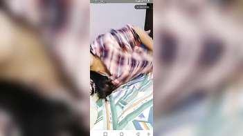 Hot Desi Babe Squirts Hard in Live Indian Porn Show - Watch Now!