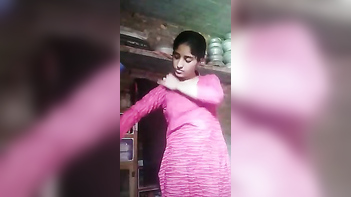 Indian Village Babe Caught Naked on Cam, Holy Shit She's Fucking Hot and Horny.