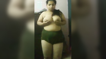 Desi Slut's Hairy Cunt Stuffed Hard While Her Tits Bounce - Indian XXX Tube.
