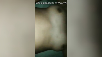 Desi Indian Slut Gets Her Tight Pussy Pounded in Raw Indian Porn Tube Video