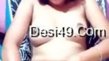 Dasi Babe Shows Off Her Juicy Tits and Mind-Blowing Masturbation Skills XXX