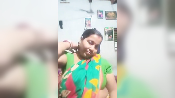 Aunty's Wild Ride - Hot Indian Babe Gets Fucked Hard and Creamed On.