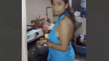 Desi Bhabhi Sucks Dick Like a Pro in This Juicy Clip