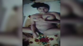 Mallu Bhabhi Caught Masturbating Gets Fucked Hard - Desi Sex Experience