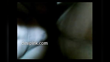 Sensuous Desi Bhabhi with Slim Figure Exposed by Lover!