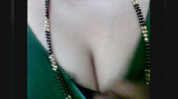 Desi Lady's Tits Exposed in Shocking Neighbourhood Incident!