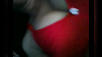 Experience Incredible Pleasure with Madhya Pradesh Bhabhi's Amazing Desi Sex Blowjob!